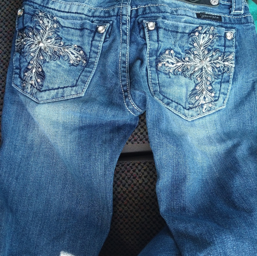 Miss Me Capris